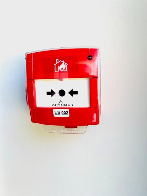 New Customer with Clubrooms now protected with <a href="/advancedlive/">Advanced</a> panel and <a href="/ApolloFireEMEA/">Apollo Fire</a> Xpander.