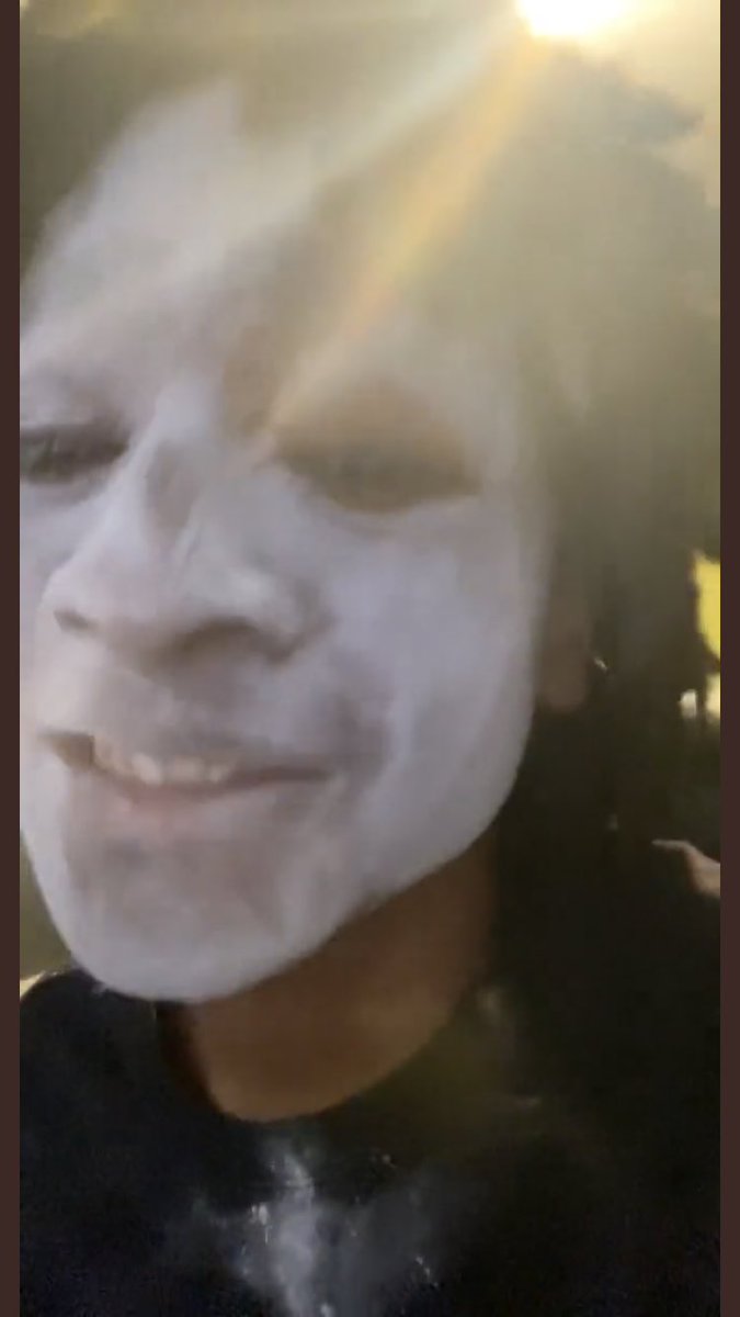 LuxDiff's tweet image. Helll nahhh😭😭😭@Madulah