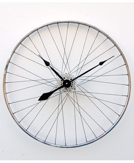 ¡Atención, atención! He aquí los horarios de Recycling Barcelona para este mes de agosto: 

Desde hoy, 9/8, al al 12/8: abierto de 9:00 a 14:00.
Del 13/8 al 22/8... ¡Vacaciones merecidas! 

#Bicibcn