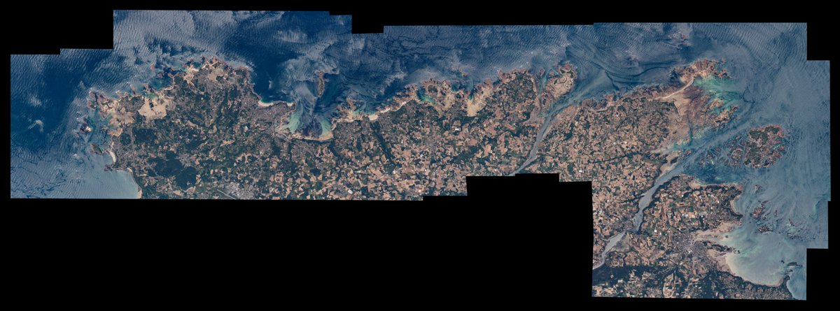 Retour en Bretagne avec un peu de Côtes d’Armor 🏖️🏄 #sortezlesgwennhadu 
#VacancesenFrance 
Brittany in big and in zoom. Another popular holiday destination in #France, it rains less in the Summer 😉
🔎esa.int/ESA_Multimedia…
