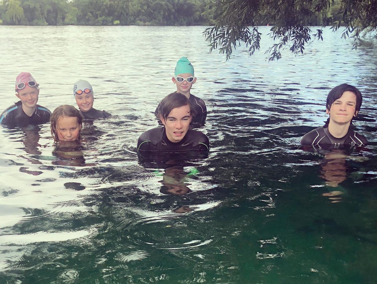 SwimLabUK's tweet photo. KitKatSwimKlub groups this weekend suitably inspired by Tokyo, and with a few potentials in the #KidKat group for Paris? @sheppertonswim . Weekend group and private sessions running through to October ! https://t.co/MLQYHpqa1g