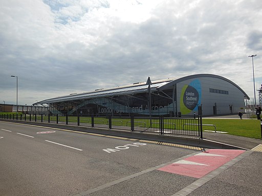 Following our recommendations, <a href="/SouthendAirport/">London Southend Airport</a> has launched a #ConnectingtheCommunity plan which aims to address key issues that people living near the airport face, including #aviationnoise. southendairport.com/corporate-and-…