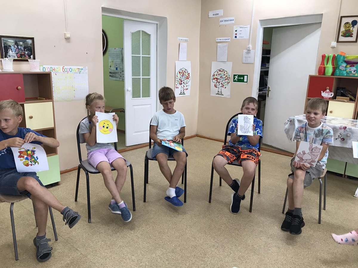 srcnes1's tweet image. #mspno День хороших манер. Ребята на паровозике путешествовали по разным станциям. На остановках разгадывали загадки, обсуждали поступки, проходили по мостику вежливости. Рассказывали про свои хорошие дела, поступки - собрали корзинку добрых дел!!!