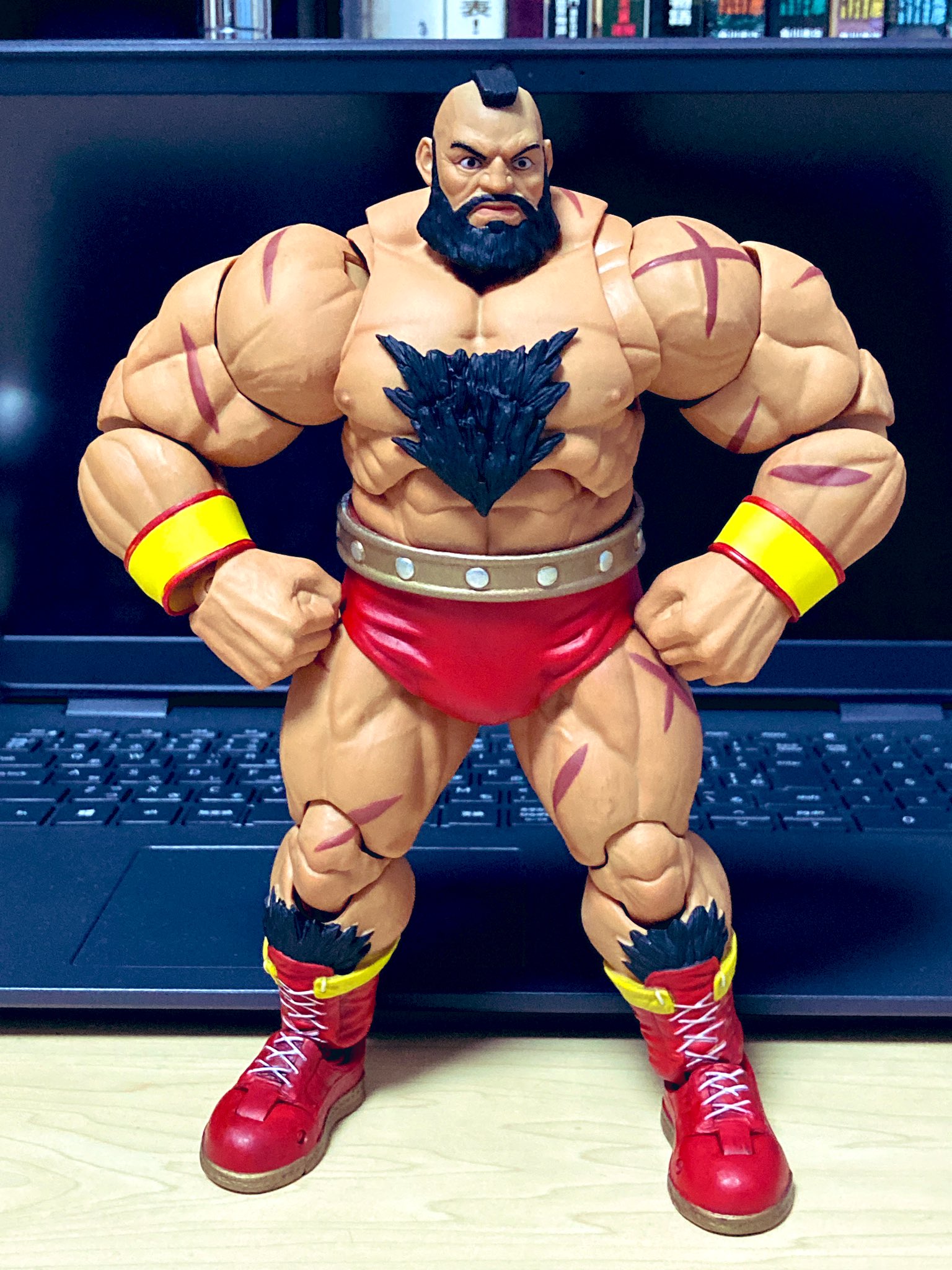 最安値に挑戦！ ストームコレクティブルズ ストリートファイター ザンギエフ ゲームキャラクター