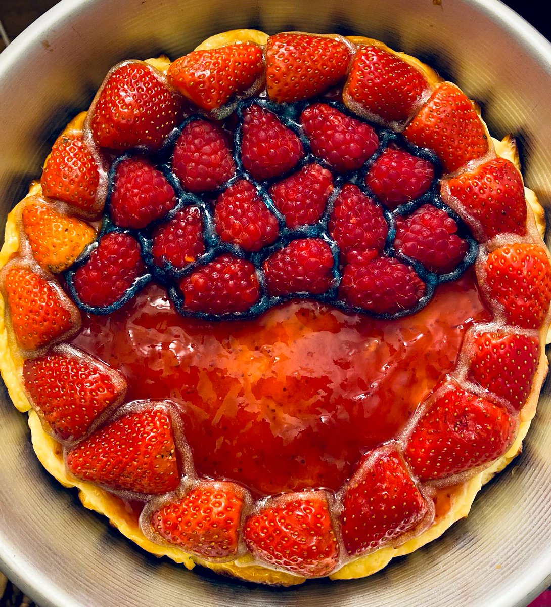 Come to the dark side, we have blasto-cakes! (ah yeah and also cool science and amazing environment).
