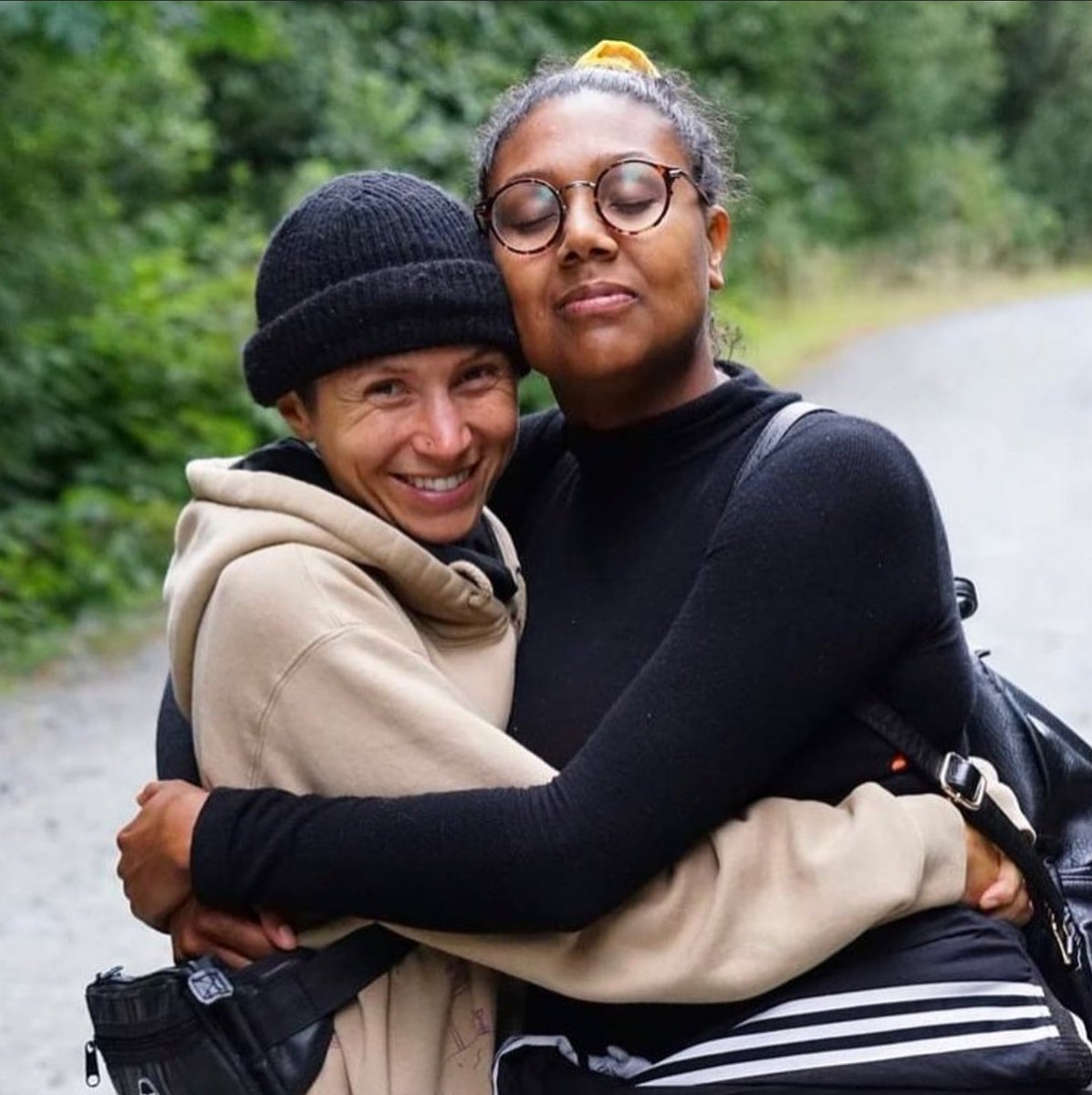 EarpBronwyn's tweet image. Turn your words into action.
Be the change you want to see in the world.
#DomP_C  #EcoWarrier #WaveChanger
#desireedawson
#STWActivism @fairycreekblockade
#WynonnaEarp