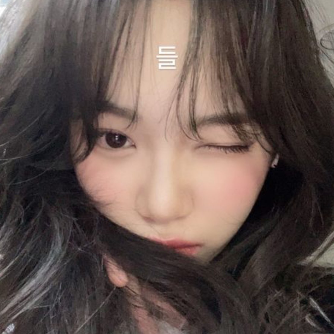 chaewonstagrm's tweet photo. [📸] 080921 Chaewon IG stories

#��채원 #キム・チェウォン #KIMCHAEWON https://t.co/TiGE0MF6Ju