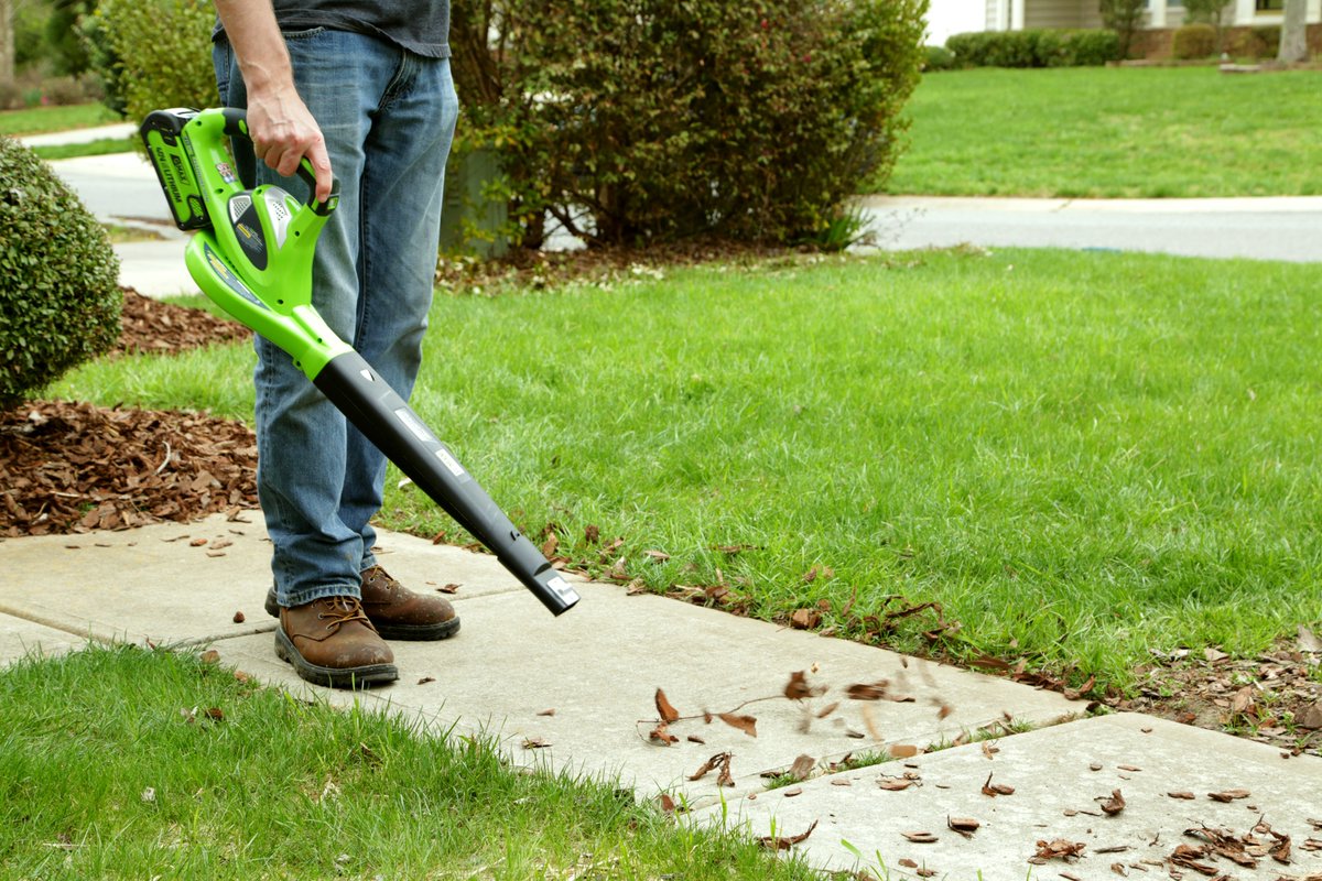 Greenworks24V's tweet photo. Greenworks Blower not too heavy, easy to move around the yard freely and the battery lasts long enough to do our yard🥰
https://t.co/VByl0JnzWO https://t.co/TEoX9G20aK