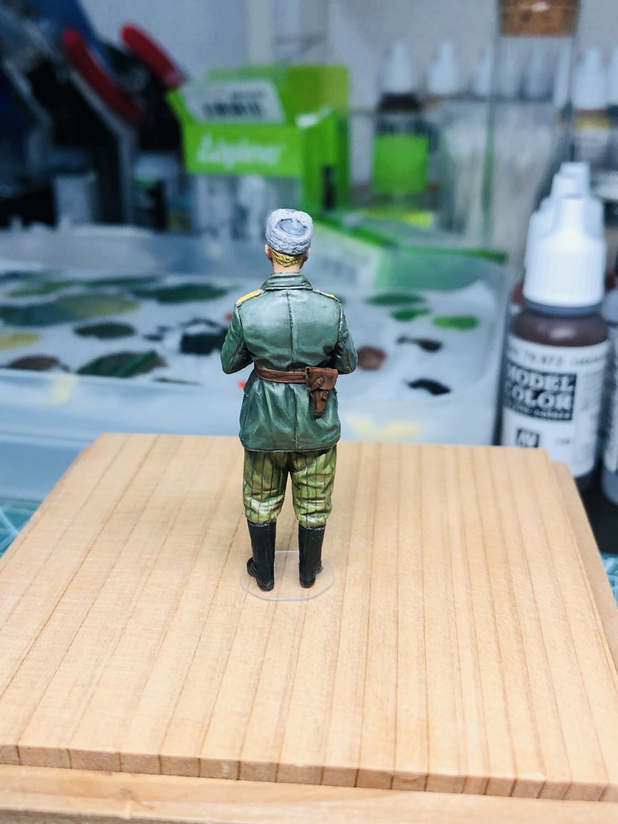 JunS721's tweet photo. 1/35 Russian Tank Commander 
Product by Alpine (35214)

#paintingminiatures
#プラモ
#模型
#프라모델
#밀리터리
#scalemodel
#54mm
#Figueres
#바예호
#피규어
#millitary 
#Vallejo
#Miniature
#WW2
#plasticmodel https://t.co/SAikSpoiot