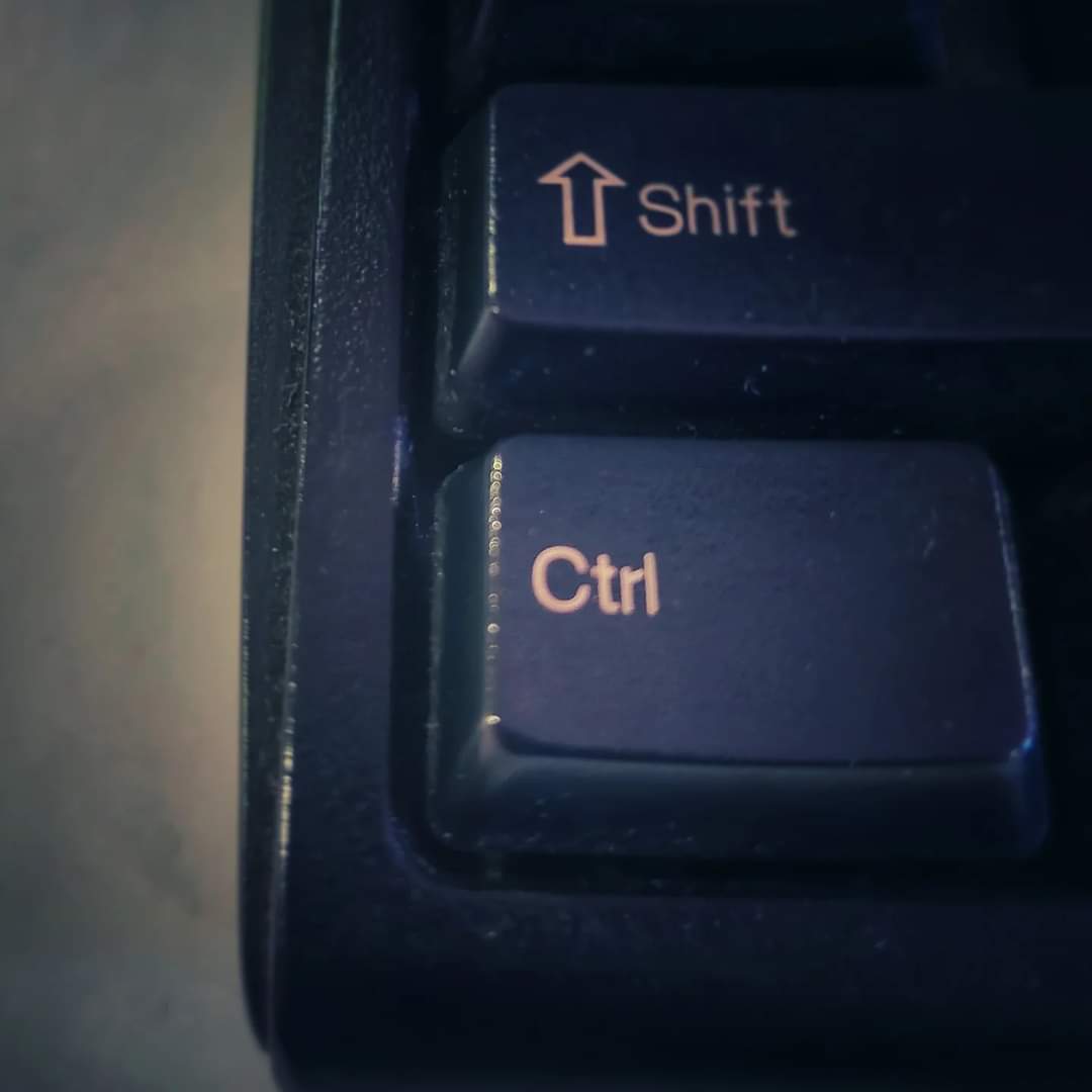 Biswaji92671190's tweet image. You want to take control of Monday.
But you keep shifting back to Sunday.
 #mondaythoughts  #keyboardkeys #workspace