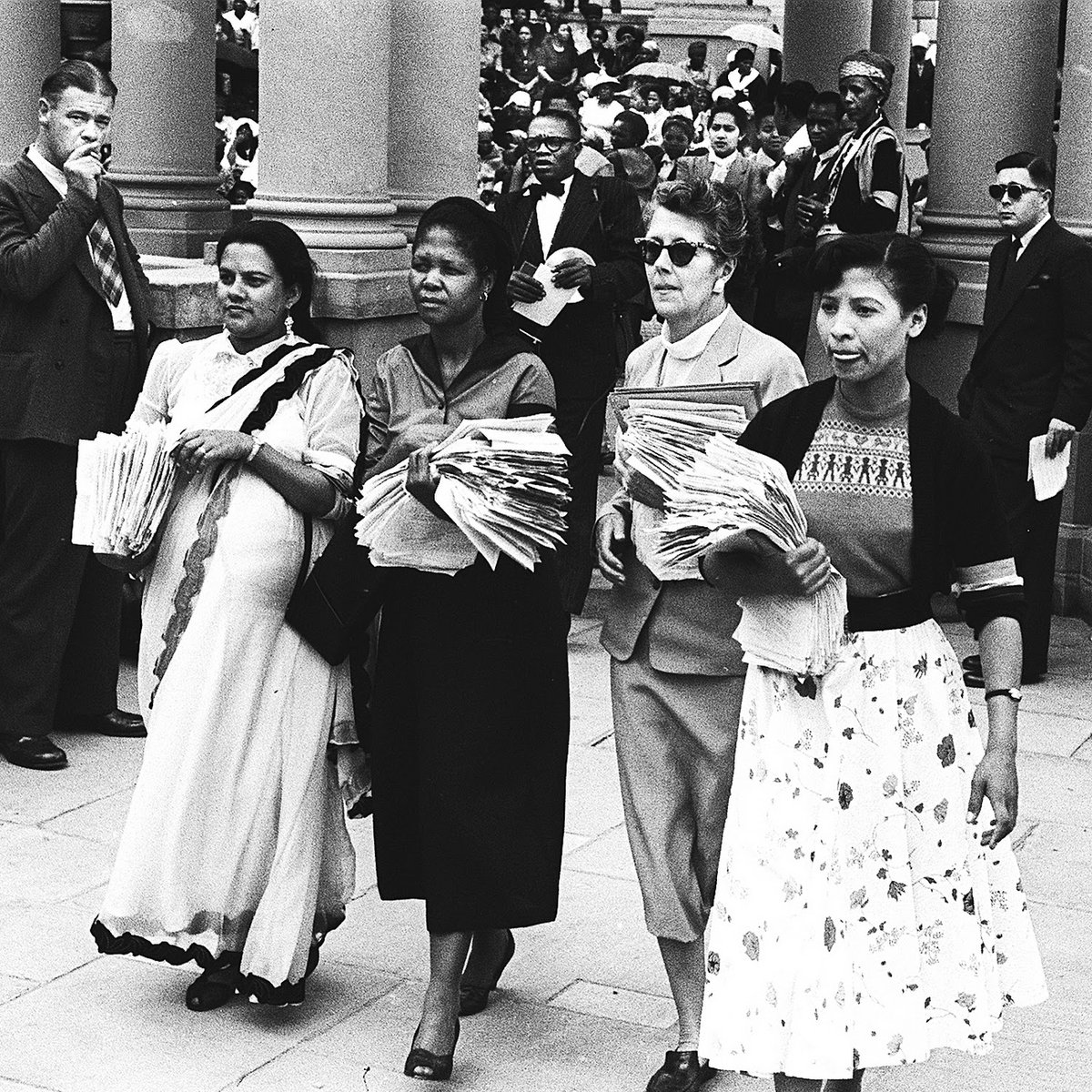 "Women had once again shown that the stereotype of women as politically inept and immature, tied to the home, was outdated and inaccurate." 

Happy Women's Day South Africa. 

sahistory.org.za/article/1956-w…