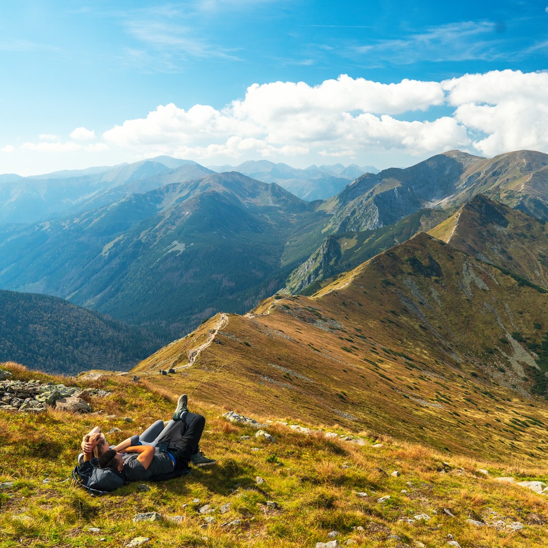 Polen_Travel's tweet photo. 🏞Poland is a paradise for mountain lovers, both low and high. Polish mountains are a phenomenal place to relax at any time of the year!🌄

#hiking #climbing #TatraMountains #PolishJura #TableMountains #CarpathianMountains #SudetyMountains #Pieniny https://t.co/331KOTqWNW