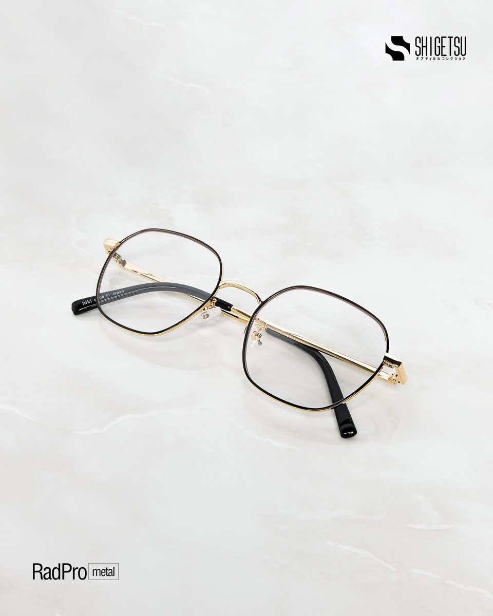 shigetsujp's tweet photo. Digital screen-friendly lenses with Anti-Reflective coating framed in flawless metal rims.✨Now who wouldn't love that?😍💛

👓 TOKI : https://t.co/RU0XT7HYI9

Check us here:
🛒 Shopee: https://t.co/oMpYPbhzvM

#Eyewear #Antirad #AntiBluelight  #ShigetsuRadPro #AntiReflective https://t.co/ddgRleYgek