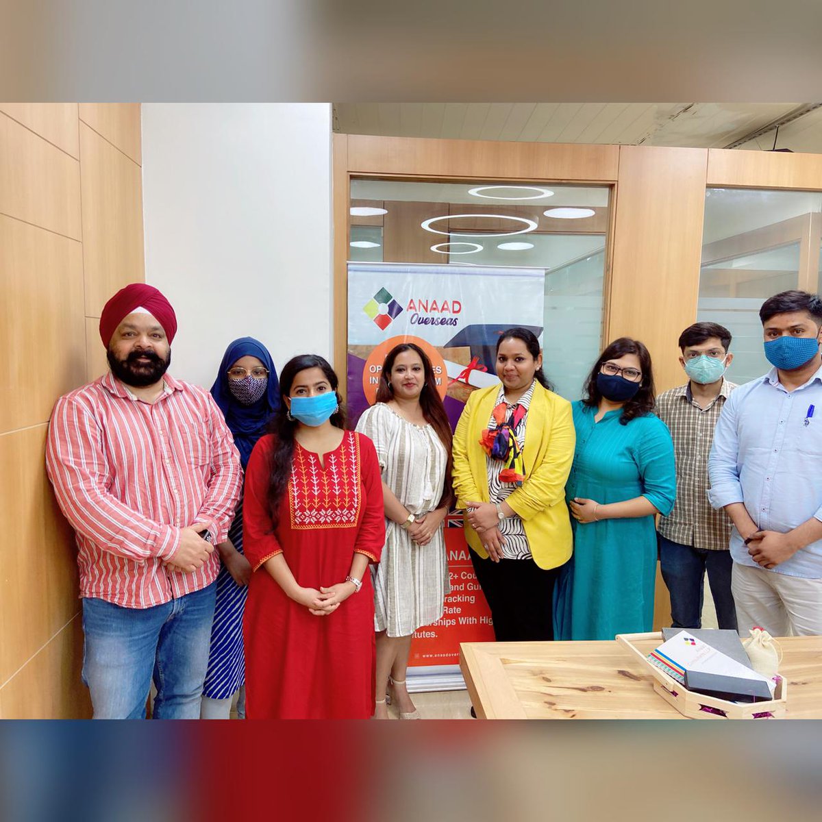 anaadworldwide's tweet image. A glimpse of our client meeting.
Follow @AnaadOverseas 
#studyvisaprovider #studyvisaconsultant #studyvisaexpert #clientmeeting #studentvisa #mondaythoughts