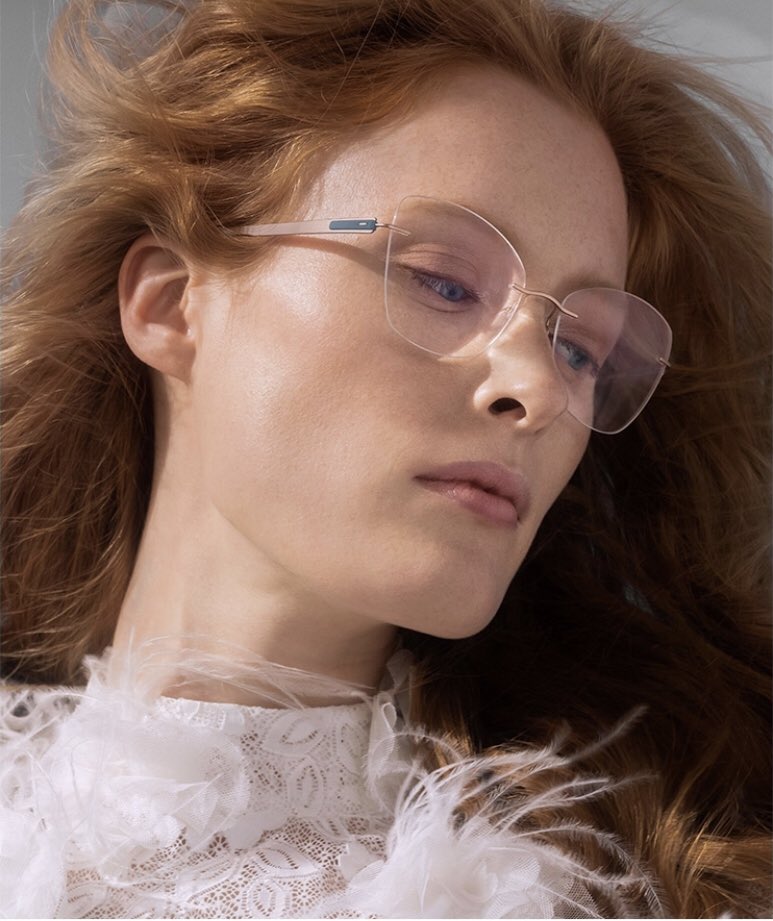 Lightweight and comfortable for those lazy days of summer. 
#silhouette #rimless #lightweight #titanium #lazydays #summer #torontofashion #blogto #fashionblogger #fashiontoronto #shoplocal #kensingtonmarkettoronto