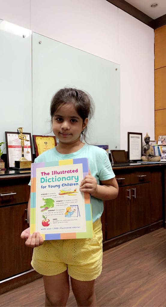 Congratulations Anaya Arora on being the youngest volunteer at Anon Global Foundation and  leading engaging session at Prabhu Dayal Public School!
#prabhudayalpublicschool #shalimarbagh #youngestvolunteer2021 #lifeskills #principal #schooldirectors #teachers #mentalhealth #award