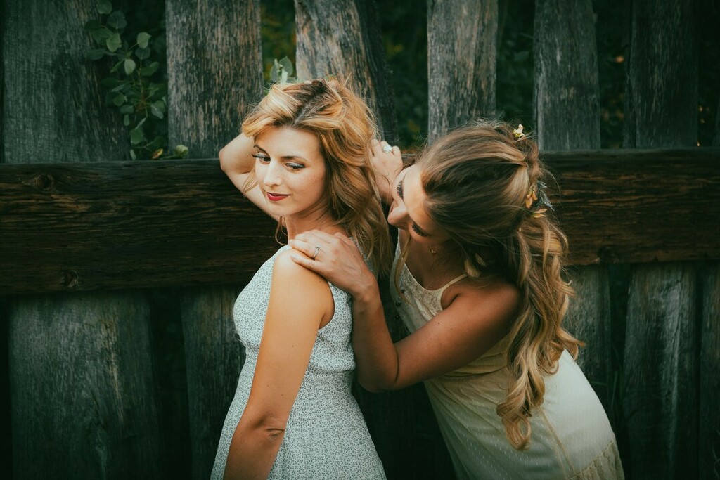 paulhoward86's tweet photo. Do You Want to Know a Secret
Darilynn Sandberg and Brianne Hallett
with Dannielle Lambert
#2instagoodportraitlove #beautiful #beautifulpeople #beauty #Capture4Cubes #creativeportraiture #fashion #glamour #headshot #headshotcrew365 #IJustHelpYouSeeIt … https://t.co/AJkace8fx9 https://t.co/iSxheSX6mi