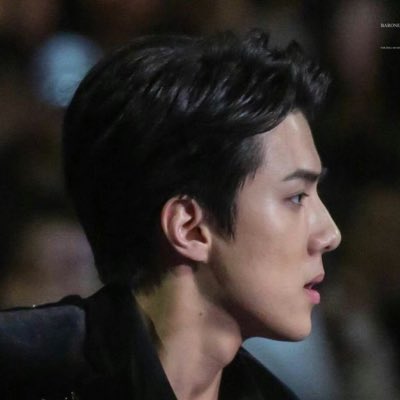 Non-edited picture issa lowkey high quality pict to me #NewProfilePic