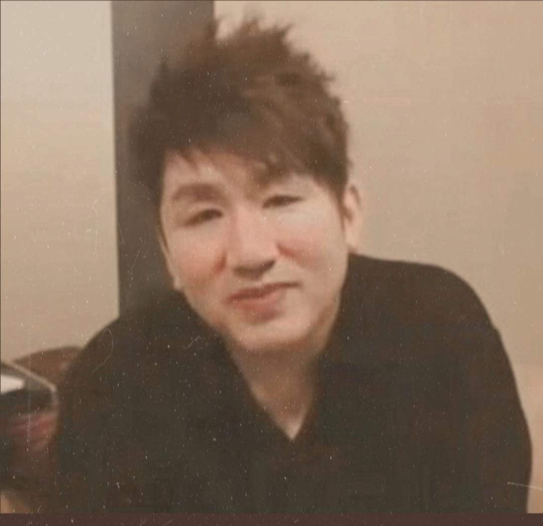 sahiiiikun's tweet photo. Happy birthday Bang PD๐๐
Semoga papa bear selalu diberikan kesehatan dan kebahagiaan.. amin
Sayang papa bear banyak-banyak๐๐๐
#BangPD #BangSiHyuk #pdnim https://t.co/5izdUvc2l5