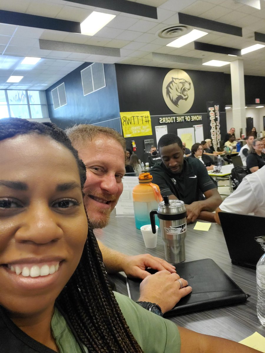 IrvingAviation's tweet photo. Tiger (Aviation) Teachers Together We Rise! 😁 @iisdCTE
#TTTWR https://t.co/z1huyWDtO4