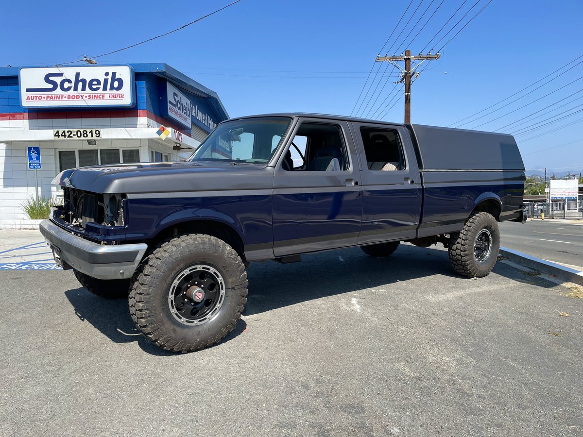 ScheibSanDiego's tweet photo. Any car, any size
.
.
#scheibpaintandbody #car #cars #carphotography #auto #automotivepaint #automotive #autobody #automotivephotography #affordable #paintjob #paint #truck #trucks #trucklife #sandiego #localbusiness #smallbusiness https://t.co/8yONIgYYgQ