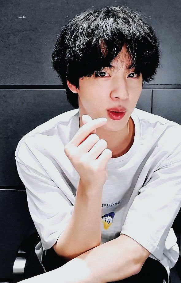 에피파니 3주년 이벵해요💕
(머리 이쁘게 한 석지니가 실트보고 더 예쁘게 웃었음해서 축하실트올리기 보탬 이벵ㅋㅋ💛)

💜상품 : 록시땅 필로우미스트😴
💜방법 : RT
💜당발 : 10일 오후5시

축하해시 댓달아주세요☺

#3YearsWithEpiphany
#3YearsOfSelfLove
#빛나는_석진이의_소중한_에피파니