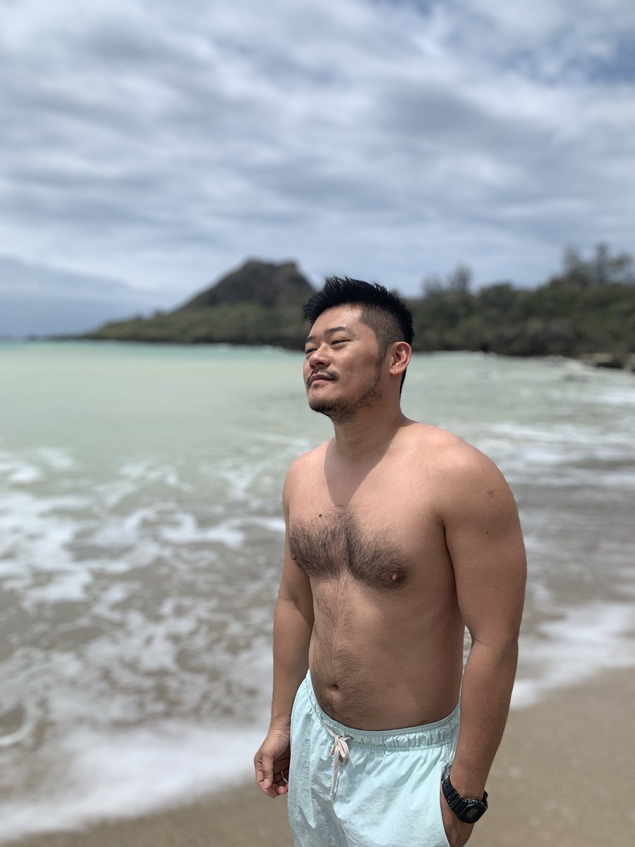 Warren Huang tweet media