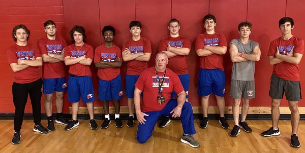 thejordan53's tweet photo. throwback to my freshman summer with all these fellas who also had 100% attendance to our summer workouts💯 https://t.co/HAKU9VX8fW