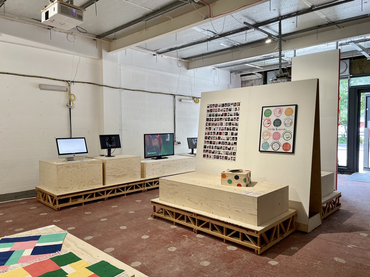 csmgraphics's tweet image. 📢 The work of our 2020 grads is currently on display at Stable Street near Kings Cross ⭐️ Come and take a look before it&apos;s too late! Find out more: arts.ac.uk/whats-on/bette…