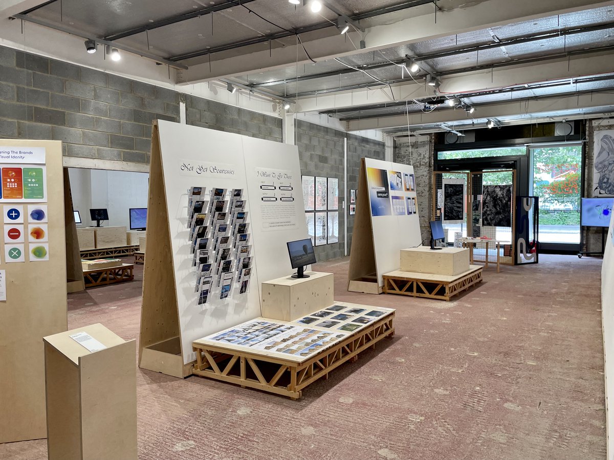 csmgraphics's tweet image. 📢 The work of our 2020 grads is currently on display at Stable Street near Kings Cross ⭐️ Come and take a look before it&apos;s too late! Find out more: arts.ac.uk/whats-on/bette…