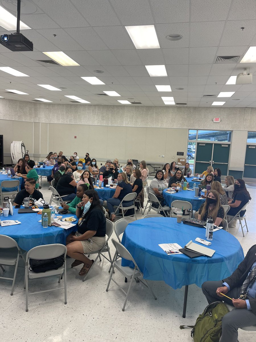 MrsBoudreauxWRB's tweet photo. Burton School District Welcome Back Breakfast #bsdwelcomebackbreakfast #bsdstrong https://t.co/KkcVKpacH8