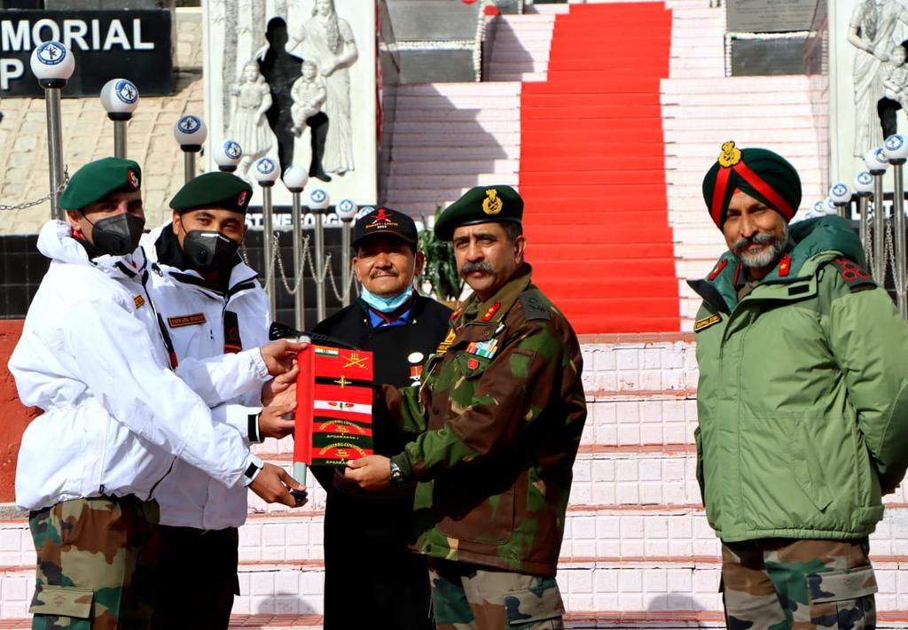 firefurycorps's tweet photo. #IndianArmyMountaineering expedition flagged off by Chief Of Staff #Fireandfurycorps at #SiachenBaseCamp @09Aug21.  #SiachenMountaineers scaling the virgin peaks of #TeramShehrGlacier in #SiachenGlacier 

@adgpi @NorthernComd_IA
@airnewsalerts @GulistanLadakh @DC_Leh_Official https://t.co/kl9BD2o4hN