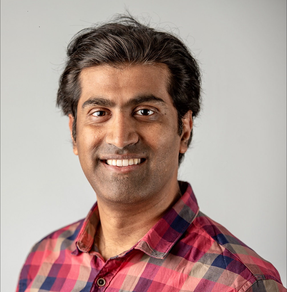 Well done to Dr @drpunith, Wellcome Trust Clinical Research Fellow, who has been awarded a grant from @britspag to create educational videos for adolescents about #pcos. Punith would like to thank his collaborators: @platthe, @GalacticZoo, @JanIdkowiak @SimbaComics @WiebkeArlt