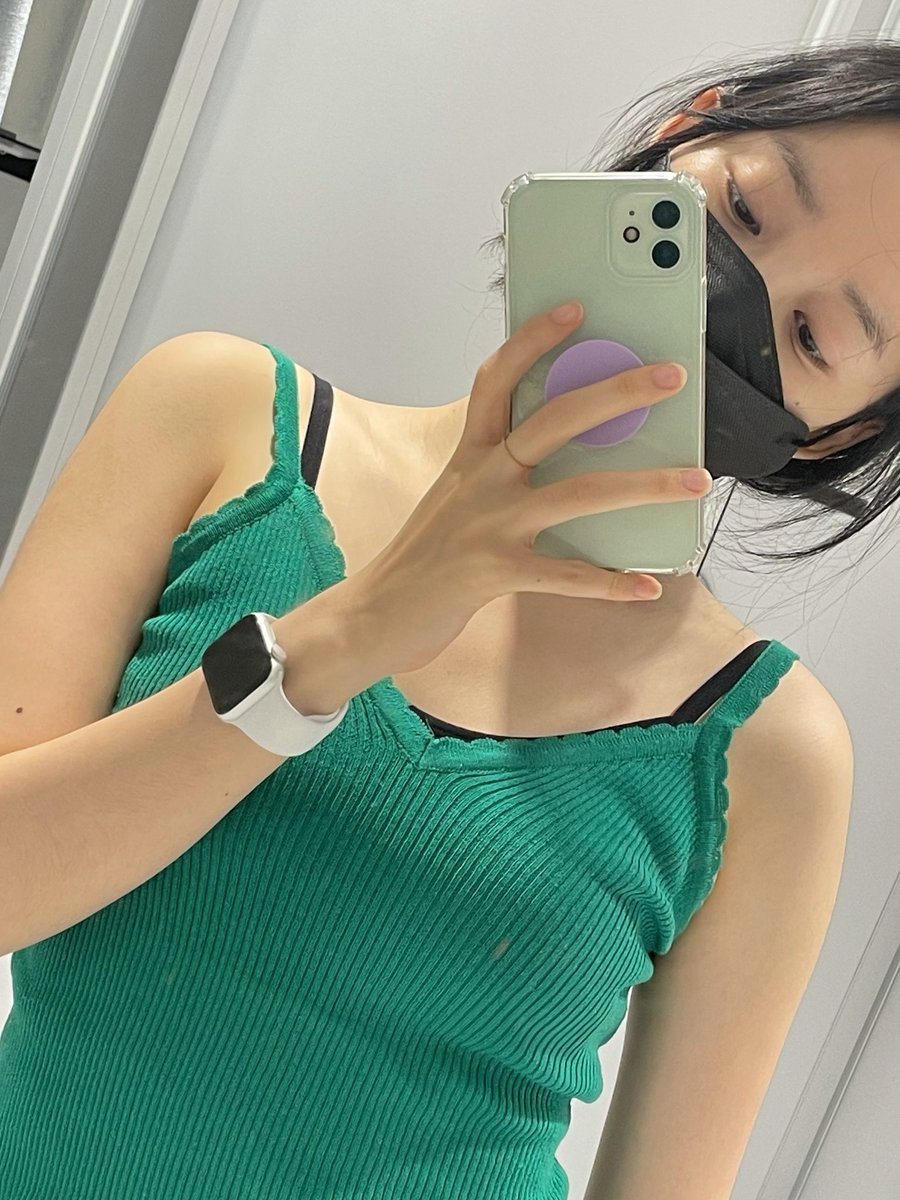 [📸]

210804💫

FNS  Artist feed Update

"We played volleyball next to each other while doing pilates today ㅎㅎ 🤣 the picture is after pilates...📸"