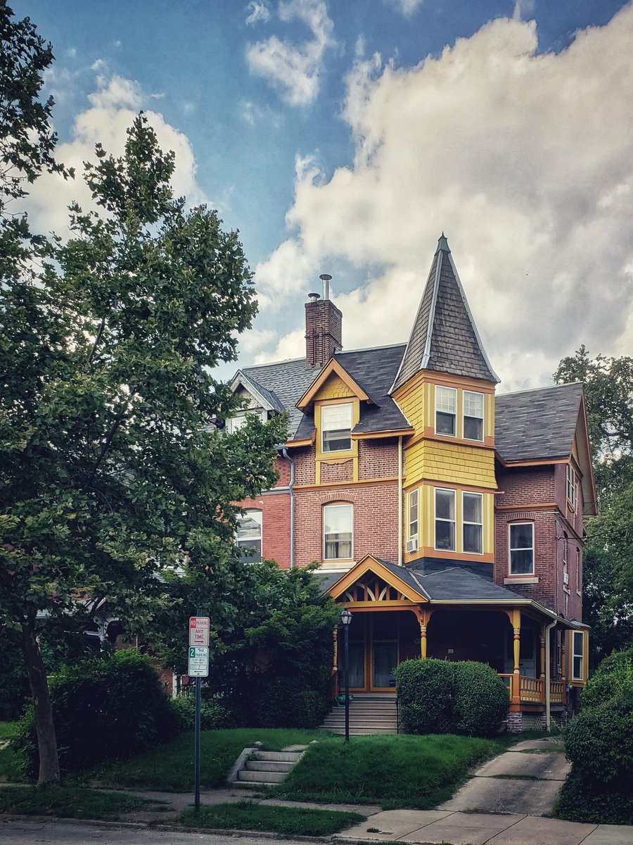 therowhousecity's tweet photo. Turret envy, around 48th and Chestnut #oldhouse #archi_ologie #phillylovenotes #victorianhome #howphillyseesphilly #victorianarchitecture #theprettycities #phillyarchitecture #billypenngram #oldbuildings #historicarchitecture #historichouses #oldhouseappreciation https://t.co/4kcMm5CoNx