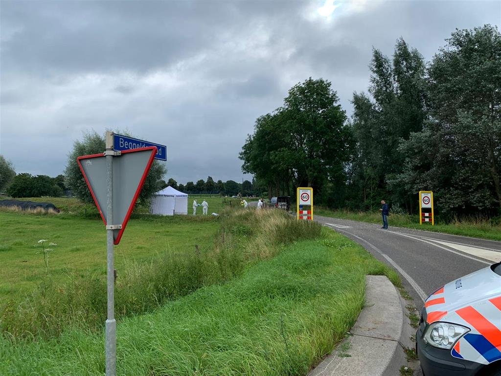 Politie ontvangt tips en vraagt Duitsers om hulp in zoektocht naar antwoorden na vondst lichaam in Breedenbroek