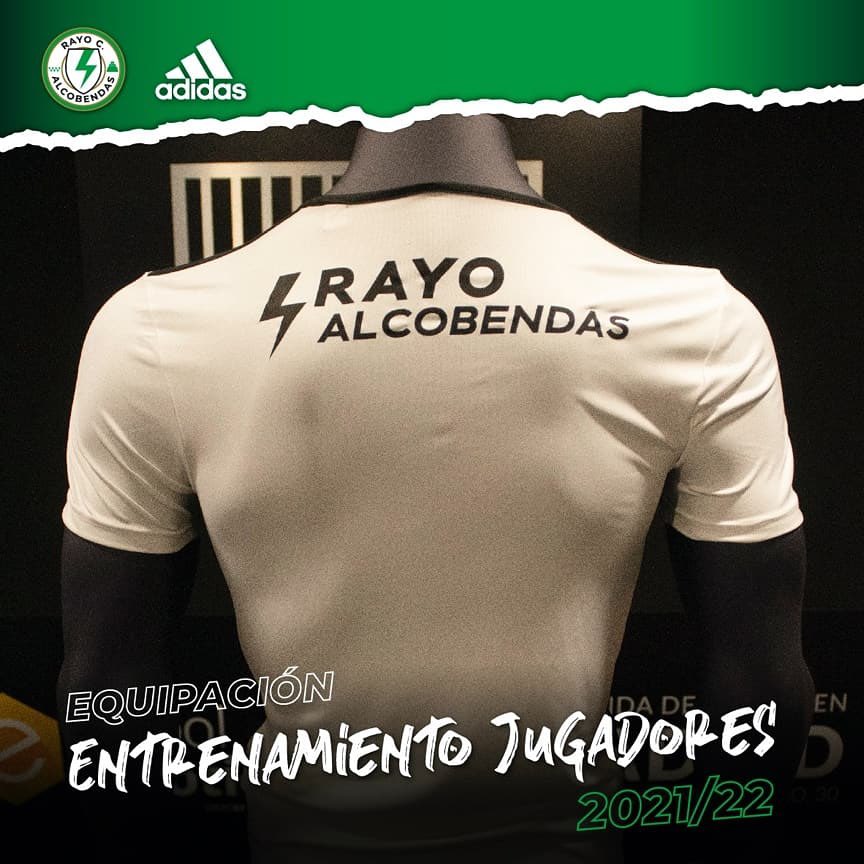 Persona a cargo curso Engaño Rayo c. Alcobendas c.f. on Twitter: "Temporada 2021/2022 Pack de Ropa ADIDAS  ✓ Conjunto de Entrenamiento ✓ Este conjunto está compuesto por: 1️⃣  Camiseta 🔝 Adidas Blanca, con el escudo del Rayo