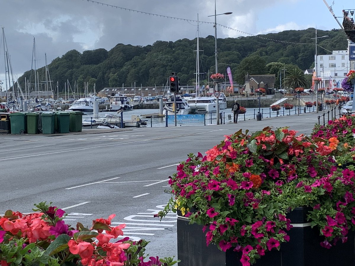 MollyClonk's tweet photo. Another day, another job , another opportunity to talk for a living #visitguernsey #guernseyinformationcentre #exploreguernsey #bailiwickofguernsey #islandsofguernsey #ilovemyjob https://t.co/cg1MLMKqd1