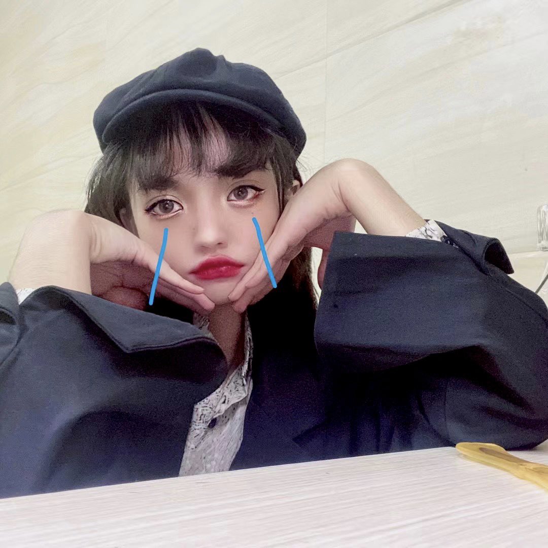 Notsick1999's tweet photo. 今天下雨 不适合出门😩
#Girl #广州 #天河区 #美妆 https://t.co/pBS9ZoeMXk