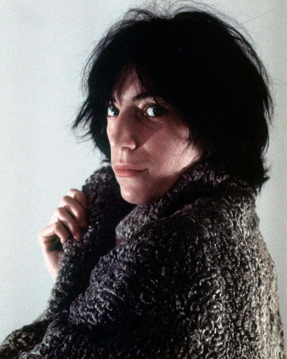 GQMagazine's tweet photo. Patti Smith in 1974 #StyleShot https://t.co/adN1zjHkxM