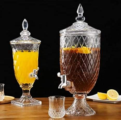 Лимонадница муза с краном 2 литра. Лимонадницу с краником. Лимонадница стеклянная. Богемия. Лимонадник 5л с краном и подставкой.