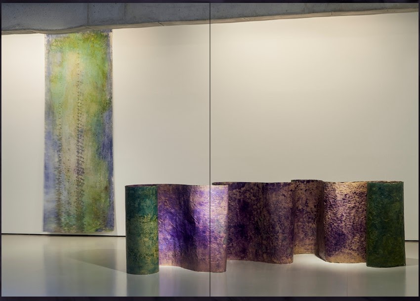 Siempre es una alegría recibir un nuevo libro.
El dedicado a #MJCastaño por su expo en <a href="/cabdeburgos/">CAB de Burgos</a> con diseño de Tomás Sánchez <a href="/TomYamTwit/">Tomás Sánchez</a> es un delicado objeto que invita a ser visto una y otra vez