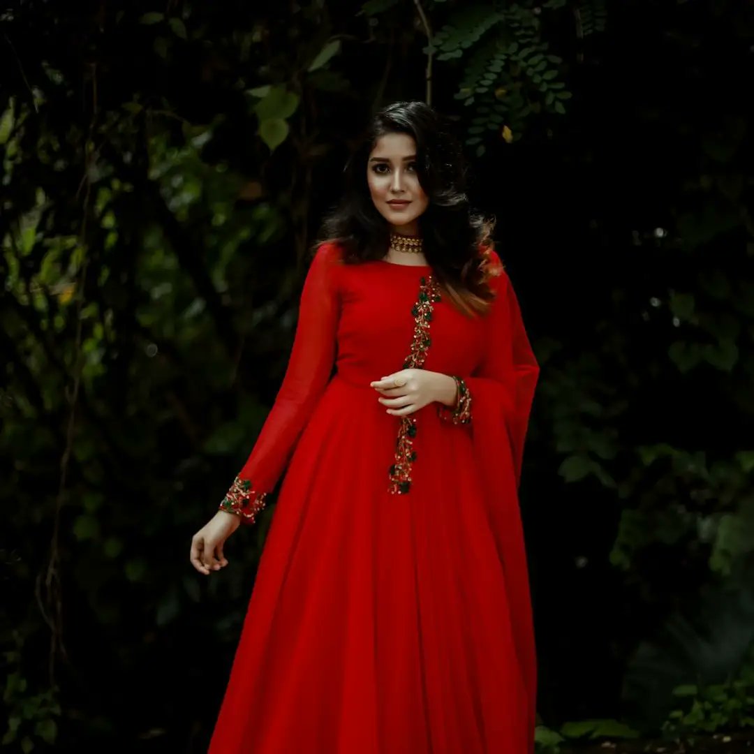 SYEDUMARKADHAP's tweet photo. My anjali 🧚🏽♀️...
@anikhaoffl_
.
.
.
.
.
.
.
.
@KadhapSyed @anikha_offlFc @Nazriya4U_ #myanikha #modaling https://t.co/q9gvXr7J0v