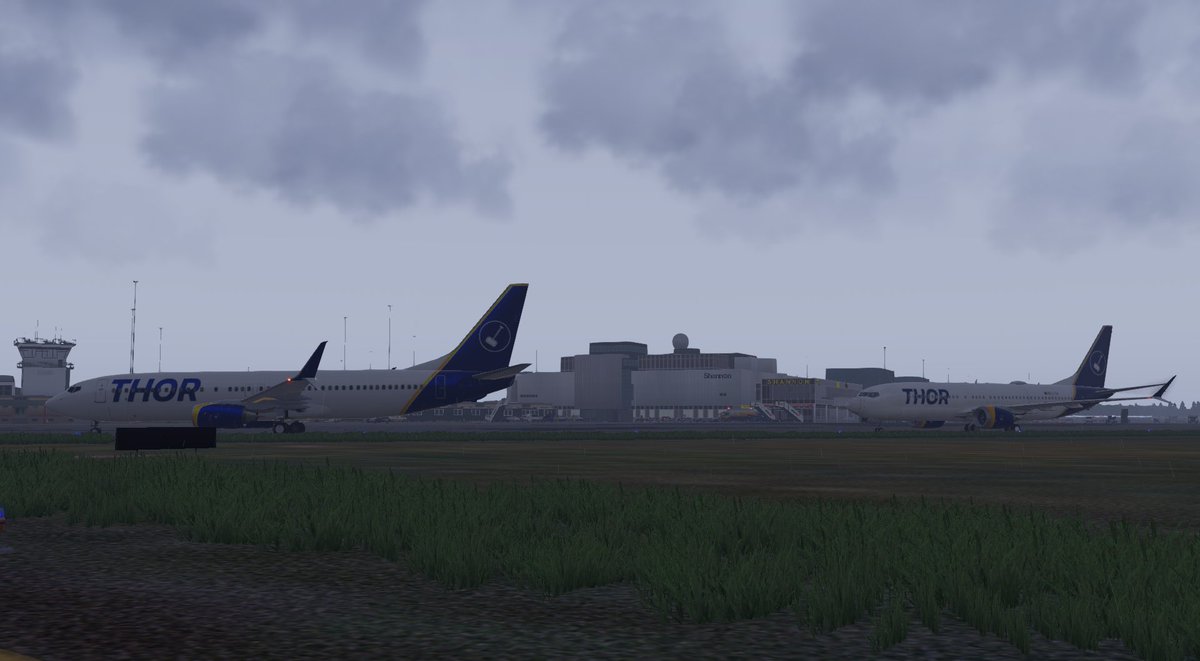 thorairlines's tweet photo. Hoy han llegado a nuestra hub LEPA dos aviones #B738Max traídos desde fabrica, haciendo parada en Shannon. Gracias a los pilotos THR205 y THR301, también gracias a @IVAOES por el control en su llegada. https://t.co/ZAvjqvUu2M