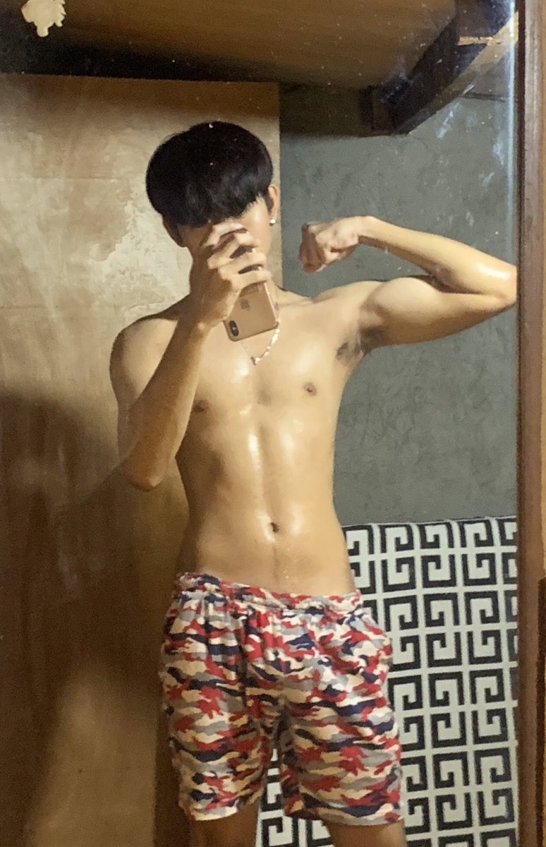 Mrcmntrl18's tweet photo. Workout 💪 https://t.co/EwGEP6Zajn