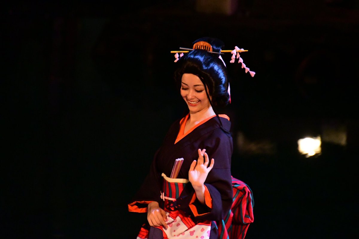 みみ 8 6 プレショ 初日 麗しのセリナちゃんロビンちゃん 2枚目の指先のカンジがおロビさん プレショ ワンピースプレミアショー21