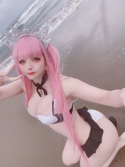 Twitterのコスプレ画像2