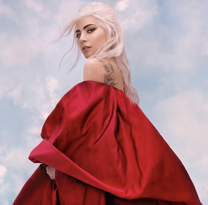 E8WZaRuXEAI4nj8?format=jpg&name=900x900