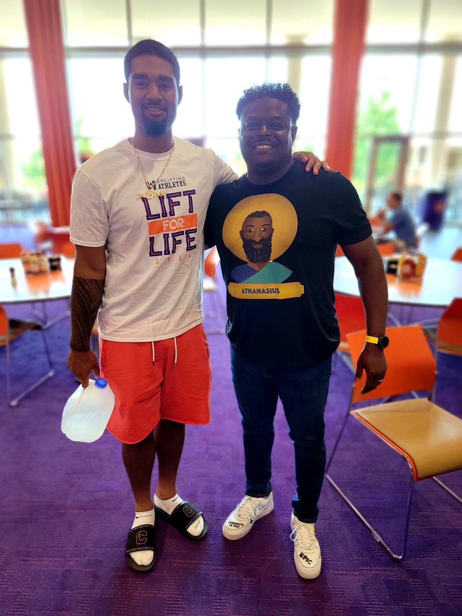 Dr. Derwin L. Gray tweet media