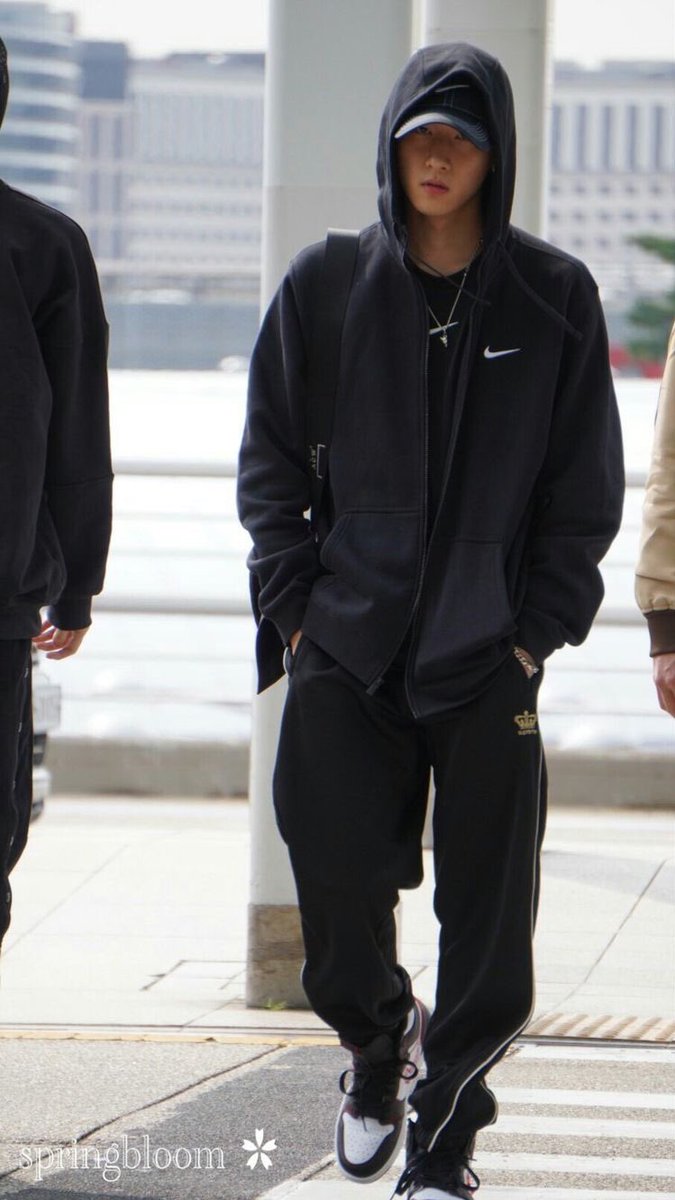 ICKPICS's tweet image. 